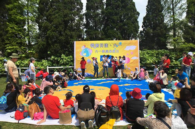 嬰智貝佳快樂六一，盡在九龍山莊馬場歡樂開演